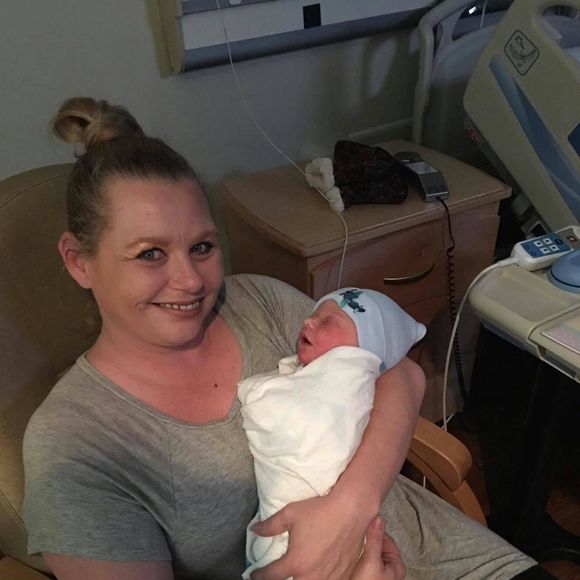 Meet your Posher, Felicia - Picture 1 of 1